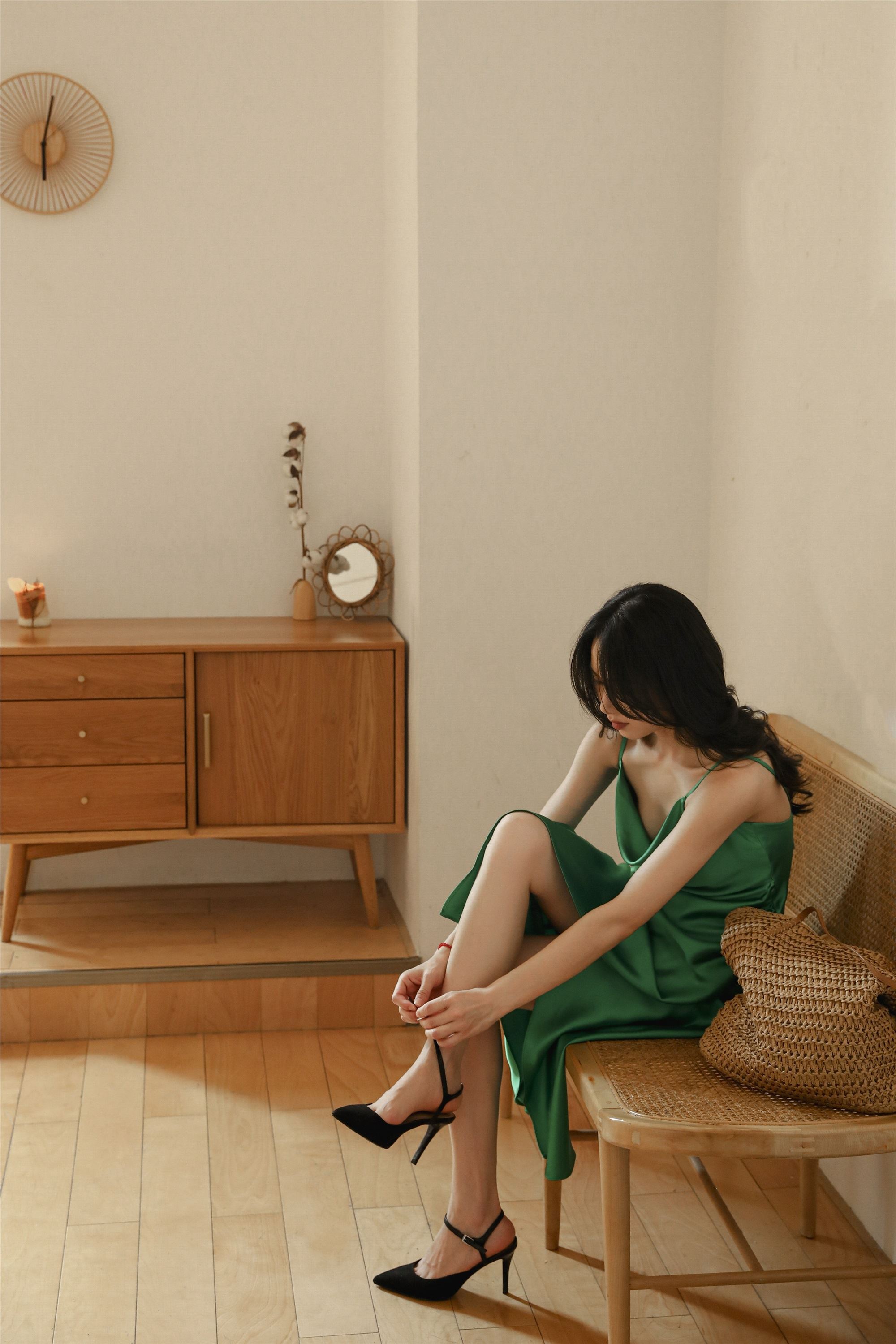 YITUYU艺图语 2025.01.26 Atonement 月月